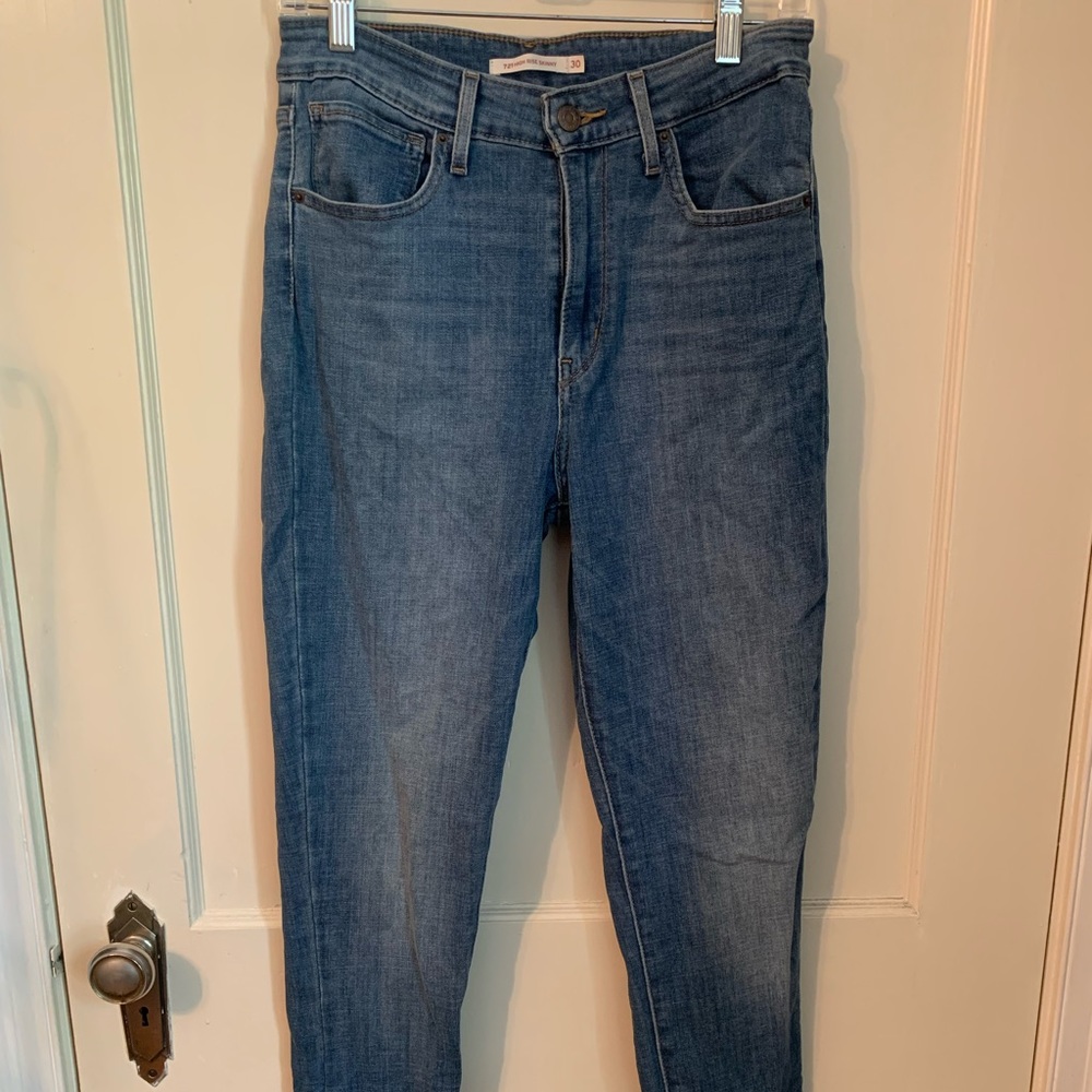Light Skinny Jeans from Levi’s worn a few times